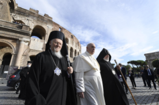 5-Cérémonie de clôture de la Rencontre de Prière pour la Paix organisée par la Communauté de Sant’Egidio : Religions et cultures en dialogue « Peuples frères, terre future »