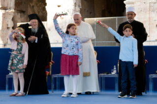 34-Concluding ceremony of the Prayer for Peace Meeting organized by the St. Egidio Community: "Peoples as Brothers, Future Earth. Religions and Cultures in Dialogue"