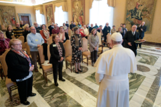 4-Aux membres de l'Institut Séculier des Coopératrices Oblates Missionnaires de l'Immaculé