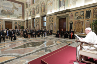 5-A los participantes en la Asamblea plenaria de la Pontificia Academia para la Vida