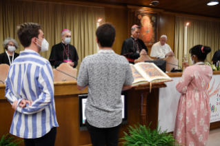 8-Moment of reflection for the beginning of the synodal journey