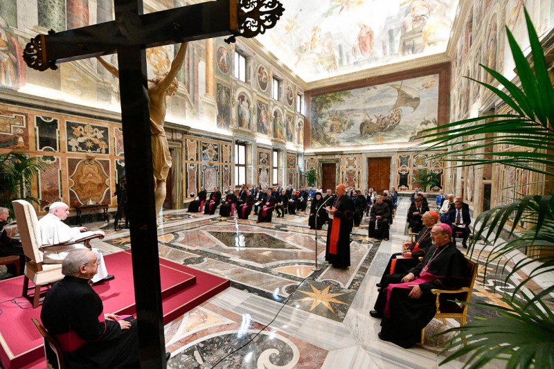 6-Ai Partecipanti all'Assemblea della "Riunione delle Opere per l'Aiuto alle Chiese Orientali" (R.O.A.C.O.)