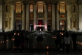 5-Way of the Cross presided over by the Holy Father - Good Friday