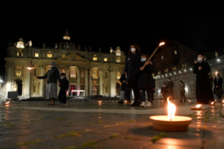 2-Way of the Cross presided over by the Holy Father - Good Friday