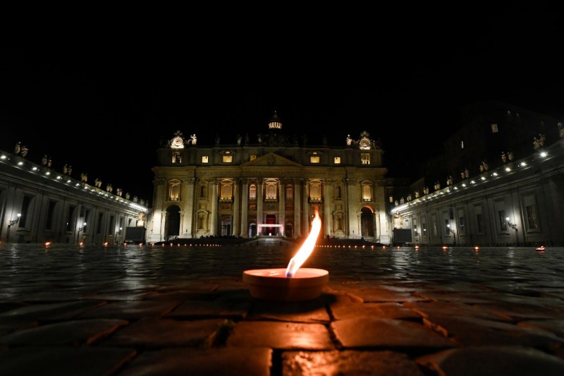 12-Way of the Cross presided over by the Holy Father - Good Friday