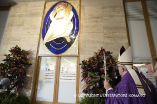 1-Ouverture de la Porte Sainte de la Charité et Messe 