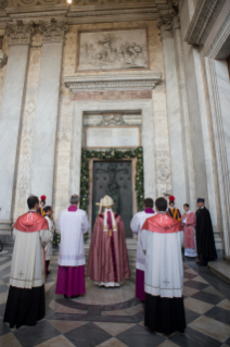 16-Außerordentliches Jubiläum der Barmherzigkeit: Heilige Messe und Öffnung der Heiligen Pforte in der Basilika St. Johann im Lateran 