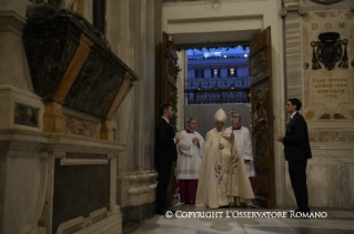 3-Misa y apertura de la Puerta santa de la Basílica de Santa María la Mayor