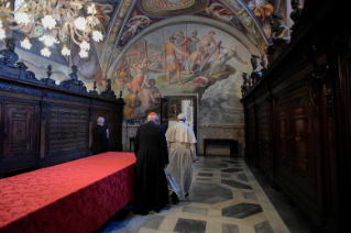 0-Ritiro spirituale guidato da Papa Francesco in occasione del Giubileo dei sacerdoti. Prima meditazione