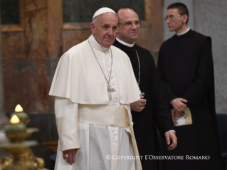 11-Retraite spirituelle guid&#xe9;e par le Pape Fran&#xe7;ois &#xe0; l'occasion du Jubil&#xe9; des pr&#xea;tres. Troisi&#xe8;me m&#xe9;ditation