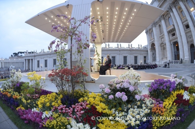 16-V&iacute;speras del II Domingo de Pascua (o de la Misericordia) - Vigilia de oraci&oacute;n