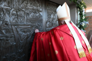 1-San Esteban, protomártir - Apertura de la Puerta Santa y Santa Misa 
