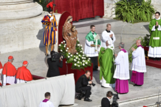 9-Papal Chapel for the opening of the 15th Ordinary General Assembly of the Synod of Bishops