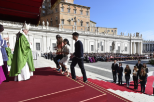 14-Papal Chapel for the opening of the 15th Ordinary General Assembly of the Synod of Bishops