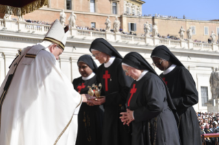 24-Heilige Messe mit Heiligsprechungen