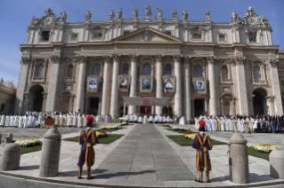 27-Santa Missa com o Rito de Canonização