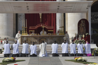 28-Santa Missa com o Rito de Canonização