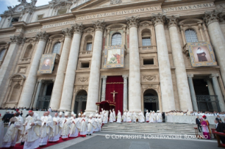 11-XXIX<sup>e</sup> dimanche du temps ordinaire - Messe et canonisation 