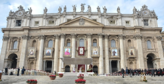 5-Messe et Canonisation de six Bienheureux