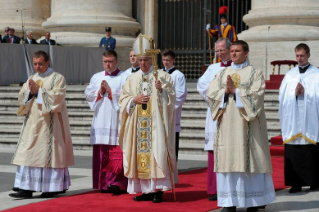 22-X<sup>e</sup> Dimanche du Temps ordinaire - Messe et canonisation