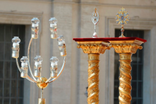 18-X<sup>e</sup> Dimanche du Temps ordinaire - Messe et canonisation