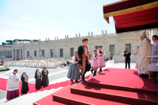 25-X Domenica del Tempo Ordinario - Santa Messa e Canonizzazione