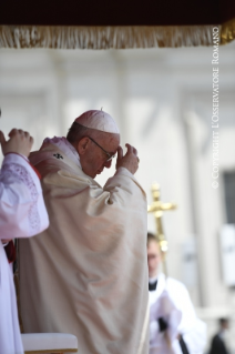 11-X<sup>e</sup> Dimanche du Temps ordinaire - Messe et canonisation