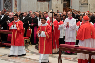 1-Santa Missa de sufrágio pelos Cardeais e Bispos falecidos durante o último ano 