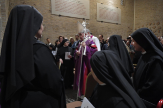 8-C&#xe9;l&#xe9;bration de la Messe pour la Comm&#xe9;moration des d&#xe9;funts 