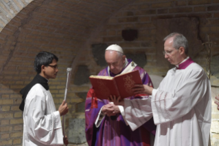 1-C&#xe9;l&#xe9;bration de la Messe pour la Comm&#xe9;moration des d&#xe9;funts 