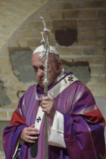 9-Celebração da Santa Missa na Comemoração dos Fiéis Defuntos