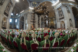 5-30th Sunday in Ordinary Time - Holy Mass for the closing of the 14th Ordinary General Assembly of the Synod of Bishops