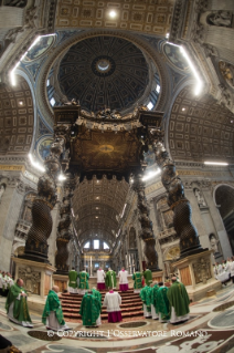 8-30th Sunday in Ordinary Time - Holy Mass for the closing of the 14th Ordinary General Assembly of the Synod of Bishops