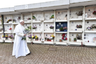 6-Messe de commémoration des fidèles défunts