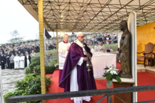 9-Messe de commémoration des fidèles défunts