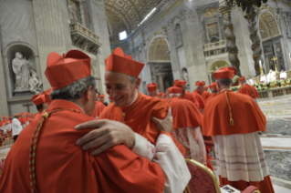 24-Consistoire ordinaire public pour la création de nouveaux Cardinaux