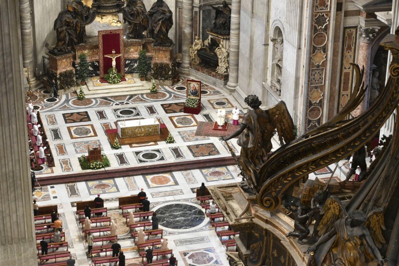 4-Santa Missa na Solenidade do Sant&iacute;ssimo Corpo e Sangue de Cristo