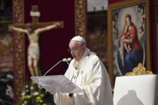 12-Santa Misa en la solemnidad del Corpus Christi