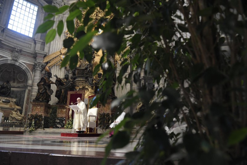 16-Santa Missa na Solenidade do Sant&iacute;ssimo Corpo e Sangue de Cristo