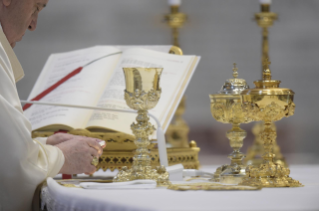 34-Holy Mass on the Solemnity of the Most Holy Body and Blood of Christ