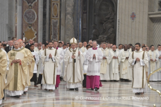 4-Holy Thursday - Holy Chrism Mass