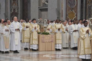 16-Holy Thursday - Holy Chrism Mass