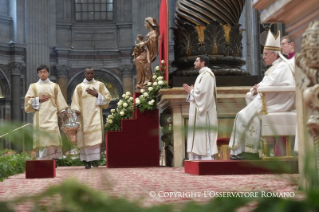 18-Holy Thursday - Holy Chrism Mass