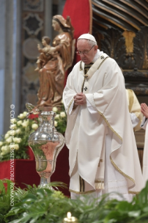 23-Holy Thursday - Holy Chrism Mass