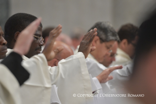 21-Holy Thursday - Holy Chrism Mass