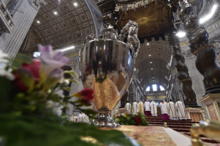 27-Holy Thursday - Holy Chrism Mass