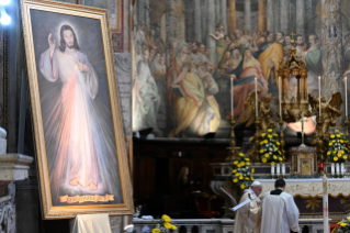 13-Holy Mass on the Second Sunday of Easter, liturgical feast of Divine Mercy