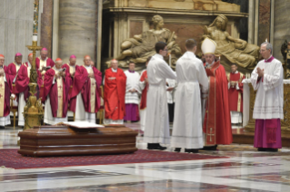 5-Esequie del Signor Cardinale Elio Sgreccia, Diacono di Sant&#8217;Angelo in Pescheria, Presidente emerito della Pontificia Accademia per la Vita