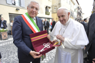 0-Celebrazione eucaristica presieduta dal Santo Padre Francesco ad Albano