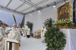 27-Celebrazione eucaristica presieduta dal Santo Padre Francesco ad Albano